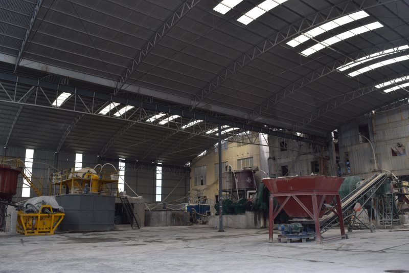 Thickener system — settling and water recycling